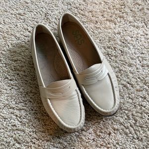 SAS size 7 tan orthopedic shoe
